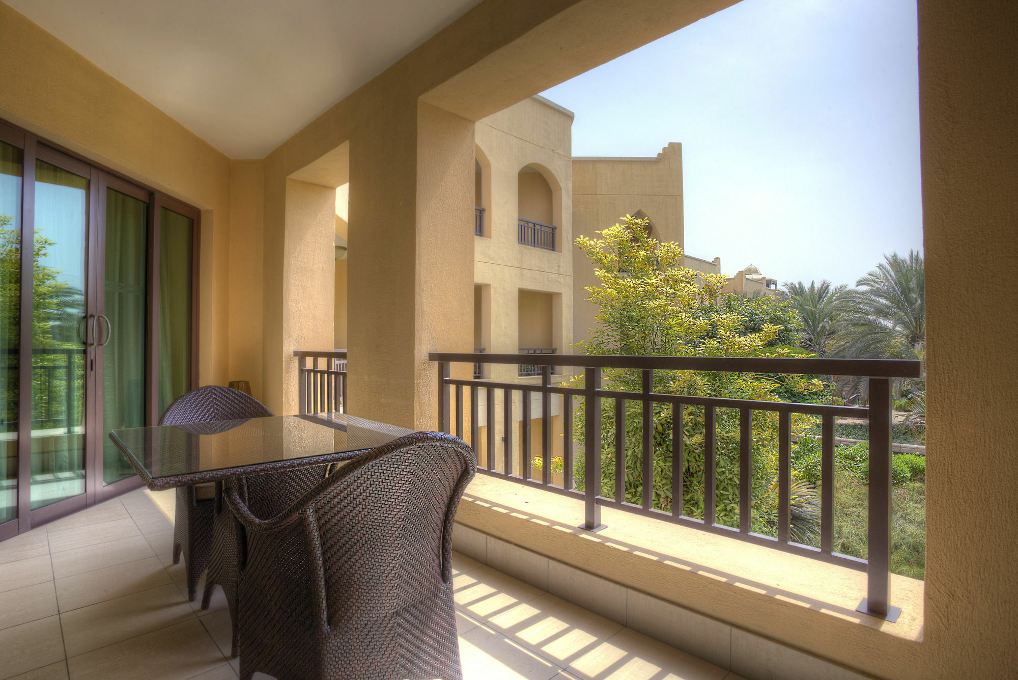 Shangri-La Hotel Apartments Qaryat Al Beri Abu Dhabi Buitenkant foto